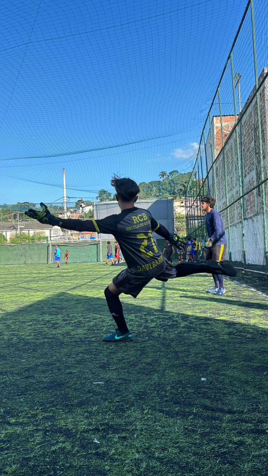 Treino RCB · escolinha de futebol e formação de goleiros em Rio do Ouro, São Gonçalo