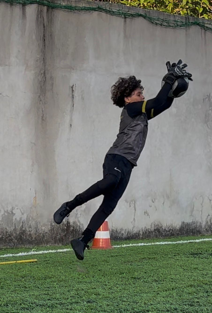 Treino RCB · escolinha de futebol e formação de goleiros em Rio do Ouro, São Gonçalo