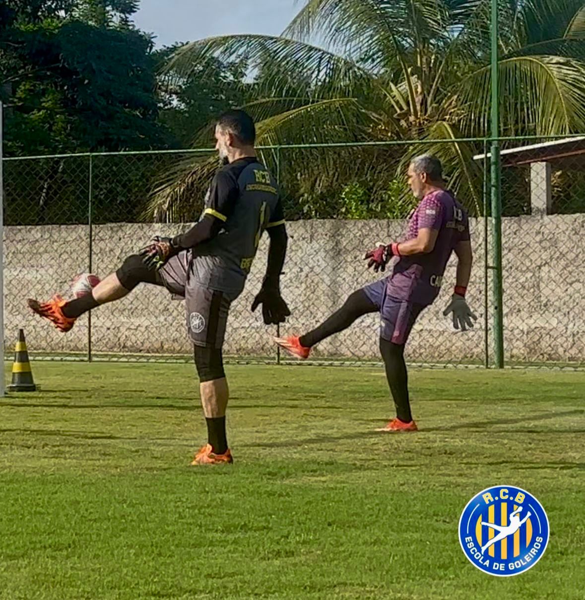 Treino RCB · escolinha de futebol e formação de goleiros em Rio do Ouro, São Gonçalo